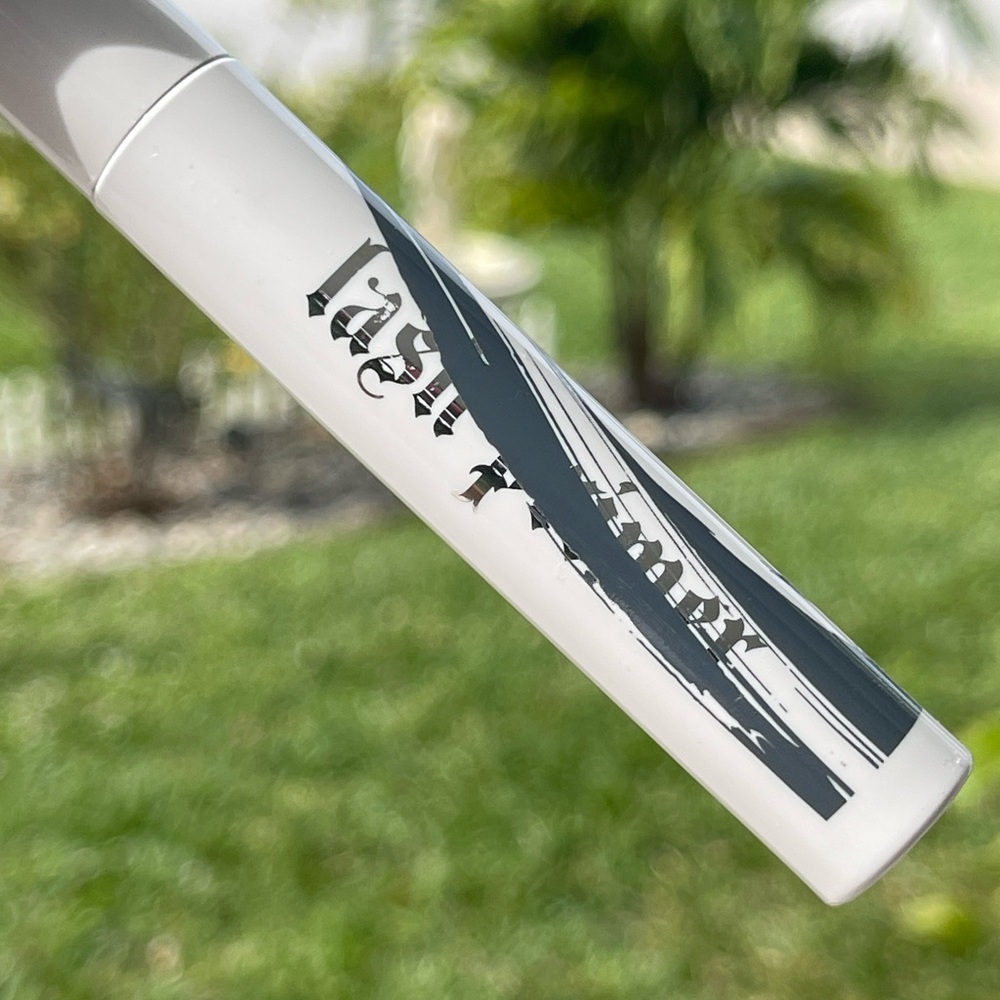 KVD Beauty Epic Curl Vegan Lash Primer - Picture 4 of 15